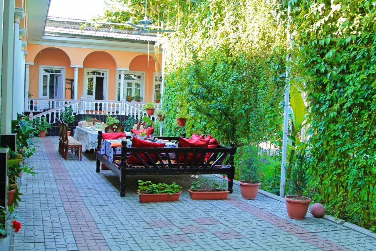 Guest House Evergreen Marghilon Exterior foto